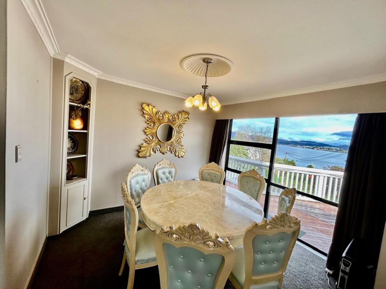 Premium Lake View Home 로토루아 외부 사진