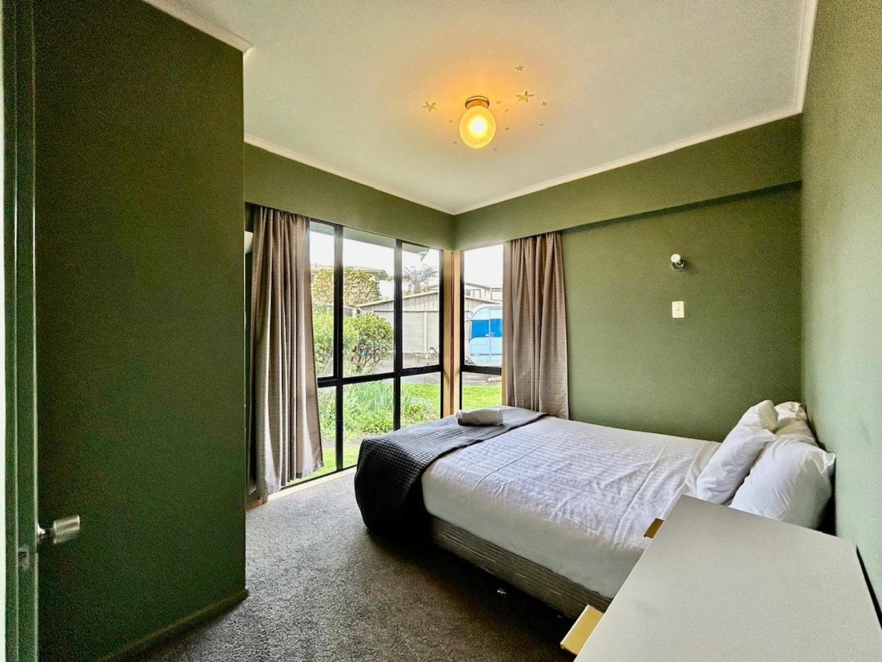 Premium Lake View Home 로토루아 외부 사진