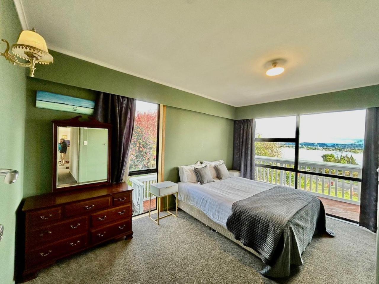 Premium Lake View Home 로토루아 외부 사진